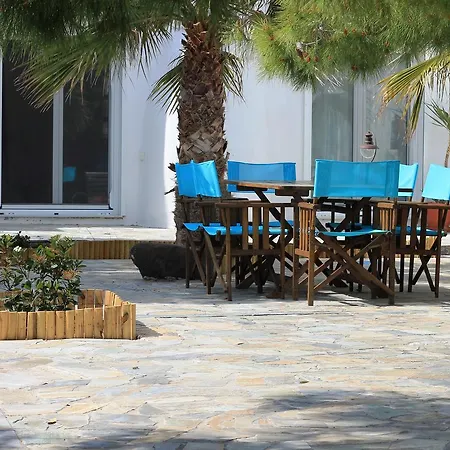 Evizorzia Apartment Perissa (Santorini)